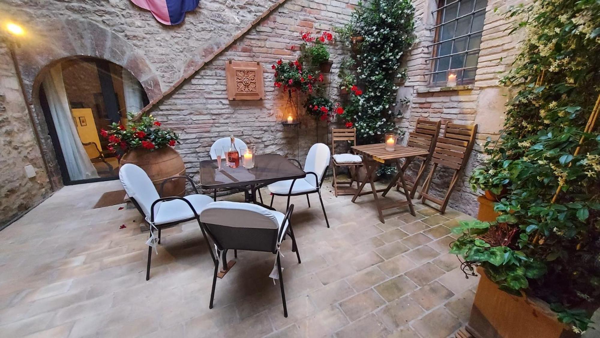 Saint Francis Apartment Assise Extérieur photo